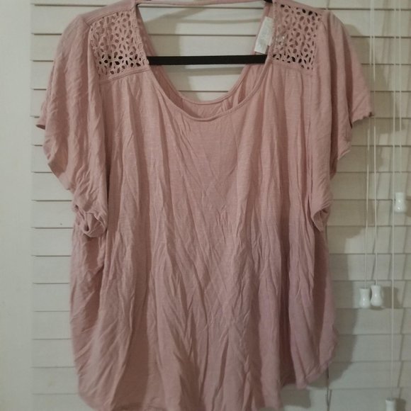 Forever 21 Tops - Forever 21 + / 3X / Blush Tee Shirt Blouse